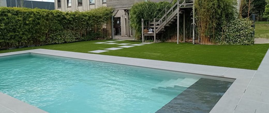Kunstgras zwembad